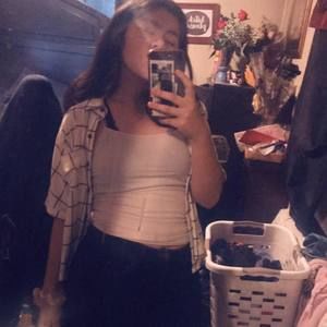 Meet your Posher, Krystal